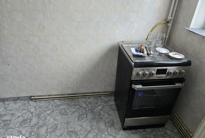 Apartament cu 3 camere semidecomandat în Central - 2