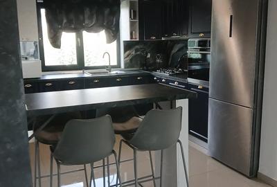 Casă cu Teren 600 Mp în Breazu