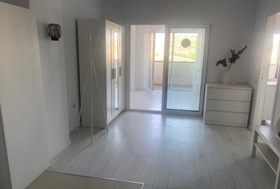 Apartament cu 2 camere semidecomandat în Mărăști