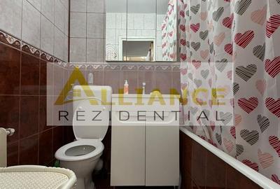 Apartament cu 4 camere decomandat în Ozana