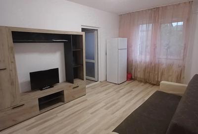 Apartament cu 2 camere nedecomandat în Central