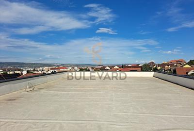 Penthouse cu 4 camere semidecomandat în Europa - 17