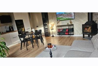 Casă cu 4 camere în Lacu