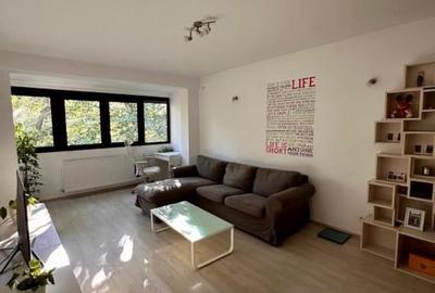 Apartament cu 2 camere decomandat, mobilat în Drumul Taberei