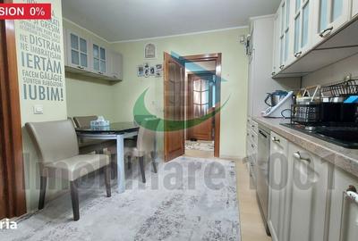 Apartament cu 4 camere decomandat în Central