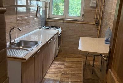 Apartament cu 3 camere semidecomandat, mobilat în Titan - 5