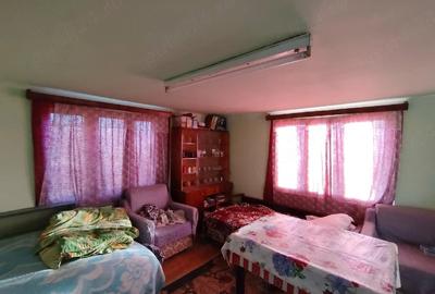 Casă cu 3 camere cu Teren 600 Mp în Turea