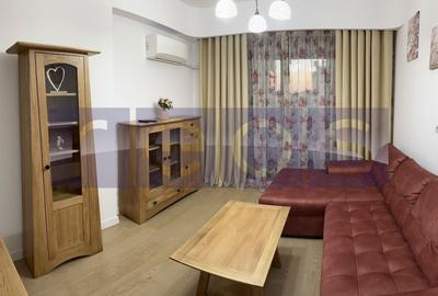 Apartament cu 2 camere decomandat, mobilat în Politehnica