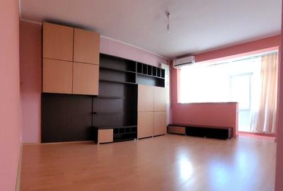 Apartament cu 2 camere decomandat în Drumul Taberei