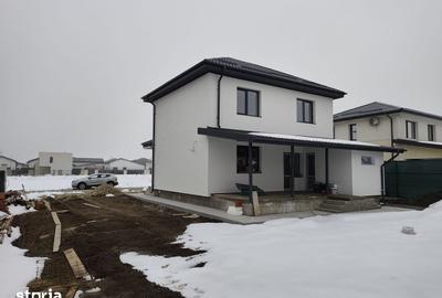 Casă cu 4 camere cu Teren 560 Mp în Tărtășești - 3