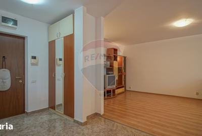 Apartament cu 3 camere decomandat în Bartolomeu