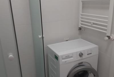 Garsonieră semidecomandată în Titan