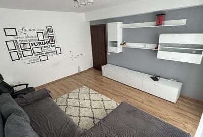 Apartament cu 2 camere decomandat în 1 Decembrie 1918