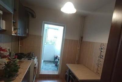 Apartament cu 2 camere decomandat, mobilat în Galata - 3