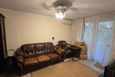 Apartament cu 2 camere decomandat în Drumul Taberei