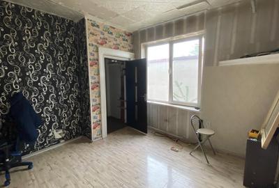 Apartament cu 3 camere semidecomandat în Unirii - 2