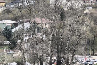 Teren de 760 mp, în Podu Roș