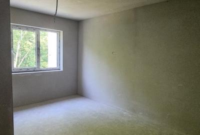 Duplex cu 5 camere cu Canalizare în Central - 4