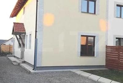 Casă cu Teren 250 Mp în Tărlungeni