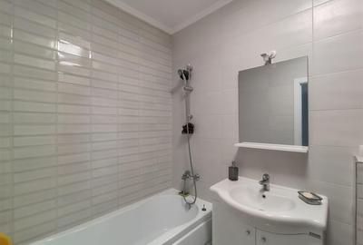 Apartament cu 3 camere semidecomandat, mobilat în Burdujeni - 9