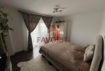 Apartament cu 4 camere decomandat, mobilat în Girocului