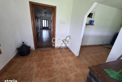 Casă cu 5 camere cu Teren 2400 Mp în Dragomirești - 9