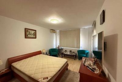 Garsonieră decomandată în Tineretului