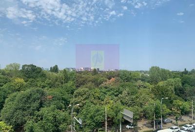 Apartament cu 3 camere decomandat, mobilat în Doamna Ghica