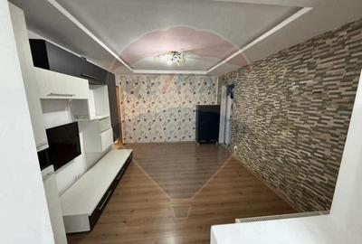 Apartament cu 3 camere, mobilat în Electroprecizia