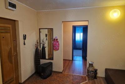 Apartament cu 4 camere decomandat în Central - 1