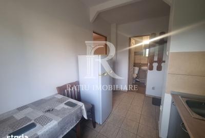 Garsonieră decomandată în ITM