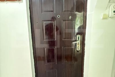 Apartament cu 2 camere decomandat în Micro 19