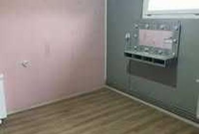 Spațiu comercial, de 70 mp, în Central - 7