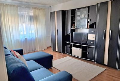 Apartament cu 2 camere decomandat, mobilat în Balada