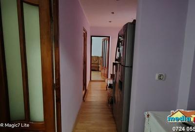 Apartament cu 3 camere decomandat în Micro 14 - 7