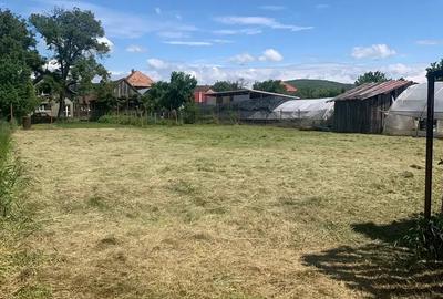 Teren de 742 mp, în Gilău