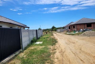 Casă cu 4 camere în Șimian - 1