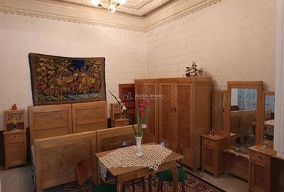 Casă cu Teren 1439 Mp în Socol - 16