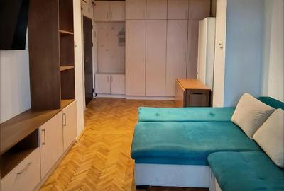Apartament cu 3 camere decomandat în Soarelui - 1
