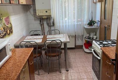 Apartament cu 2 camere, mobilat în Central