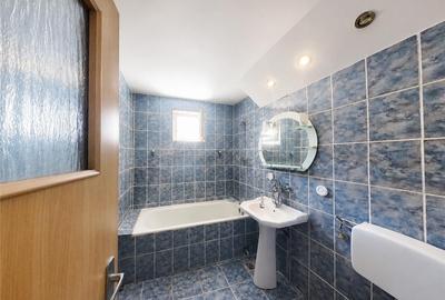 Apartament cu 2 camere decomandat în Rovinari