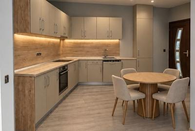 Apartament cu 2 camere decomandat în Ultracentral