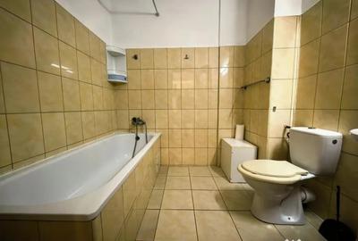 Apartament cu 2 camere semidecomandat în Bularga