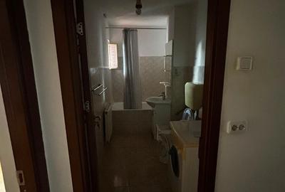 Apartament cu 2 camere decomandat în Astra - 2