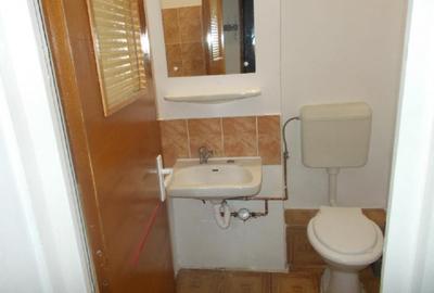 Garsonieră semidecomandată în Răcădău - 9