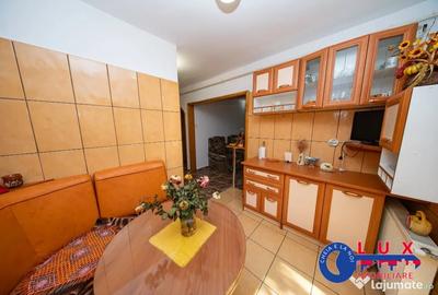 Apartament cu 3 camere decomandat în E3 - 1