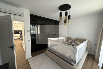 Apartament cu 3 camere semidecomandat, mobilat în Bulgaria