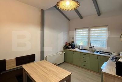 Apartament cu 4 camere în Zăvoi - 5