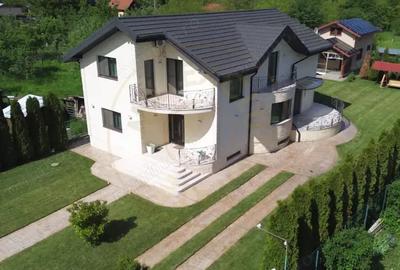 Casă cu Teren 1042 Mp în Cornu - 20