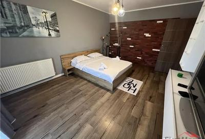Apartament cu 2 camere decomandat în Autogară